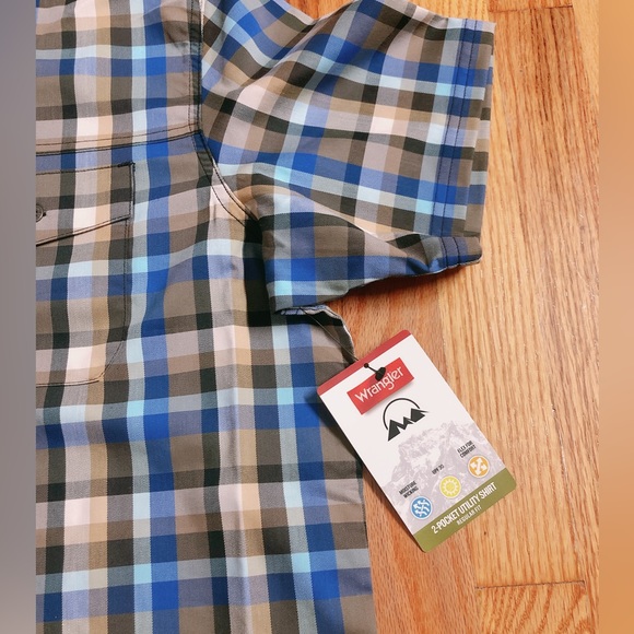 Wrangler Men’s Short Sleeve Shirt with UPF 40 Protection, Sizes L (42-44) - Picture 7 of 9